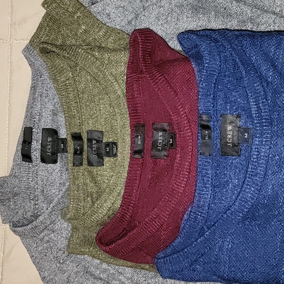 J.Crew Medium Slim thin sweater. EUC #503 - Picture 6 of 8